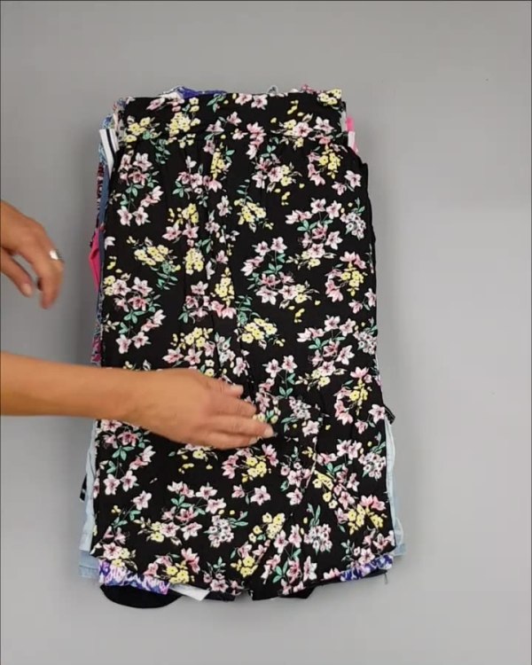 Фотография  847 - CUBUS детский микс лето (Children CUBUS mix)#15 кг, ЛОТ №2515 оптом в Кирове и Кировской области