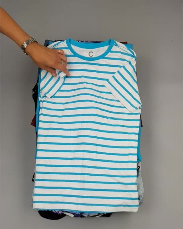 Фотография  606 - CUBUS детский микс лето (Children CUBUS mix)#15 кг, ЛОТ №2515 оптом в Кирове и Кировской области