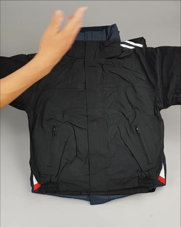 Фотография  339 - Куртки СПОРТ СТОК дети#10 кг , Лот№ 2643 оптом в Кирове и Кировской области