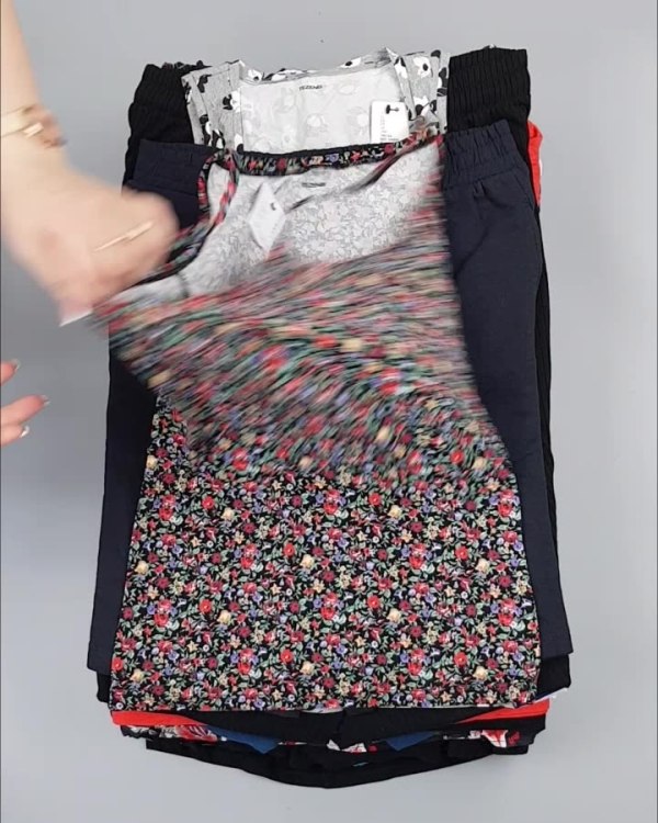 Фотография  539 - CALZEDONIA лето mix#50 шт, ЛОТ №4073 оптом в Кирове и Кировской области