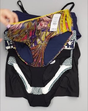 Фотография  279 - Купальники Chantelle#30 шт, ЛОТ №4410 оптом в Кирове и Кировской области