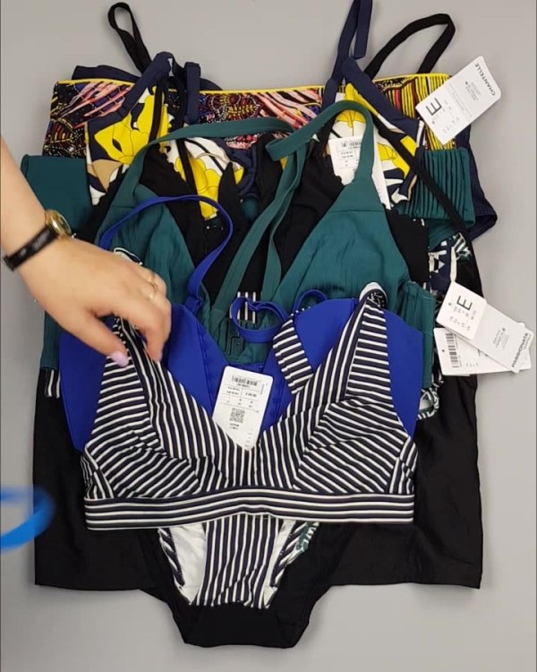 Фотография  962 - Купальники Chantelle#30 шт, ЛОТ №4410 оптом в Кирове и Кировской области