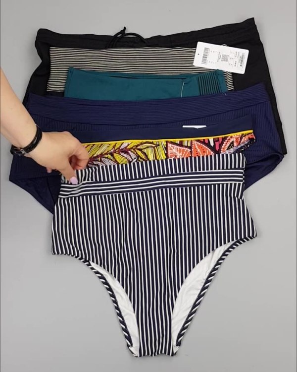 Фотография  887 - Купальники Chantelle#23 шт, ЛОТ №4412 оптом в Кирове и Кировской области