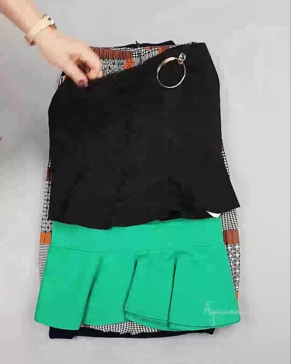 Фотография  872 - Юбки Корея#20 шт, ЛОТ №5061 оптом в Кирове и Кировской области