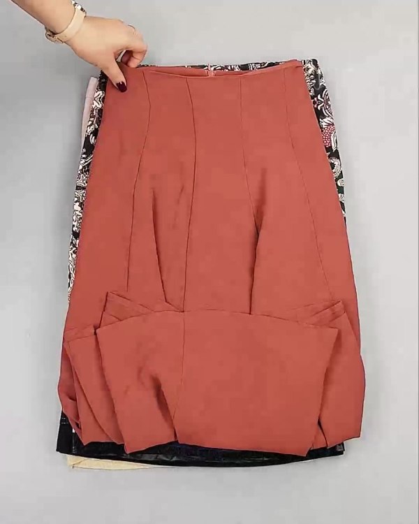 Фотография  591 - Юбки Корея#20 шт, ЛОТ №5062 оптом в Кирове и Кировской области