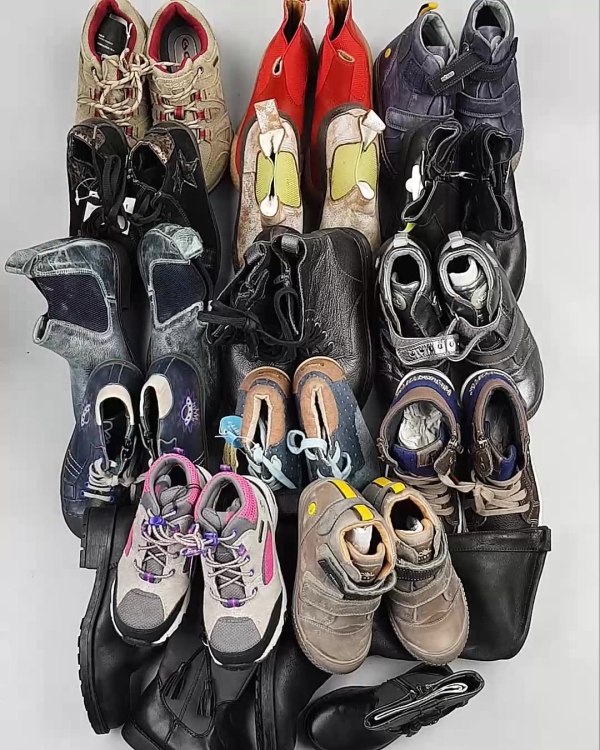 Фотография  948 - Обувь СТОК дети зима#10 кг, ЛОТ №5489 оптом в Кирове и Кировской области