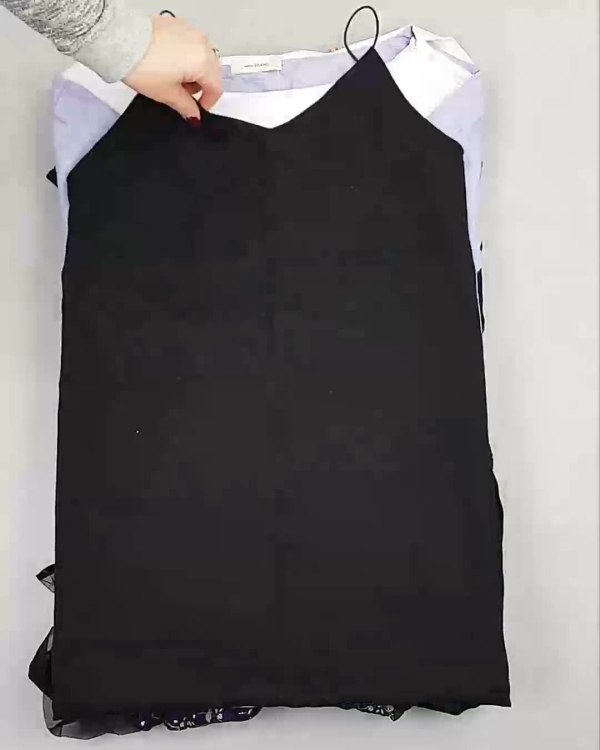 Фотография  514 - Платья Корея#20 шт, ЛОТ №5615 оптом в Кирове и Кировской области