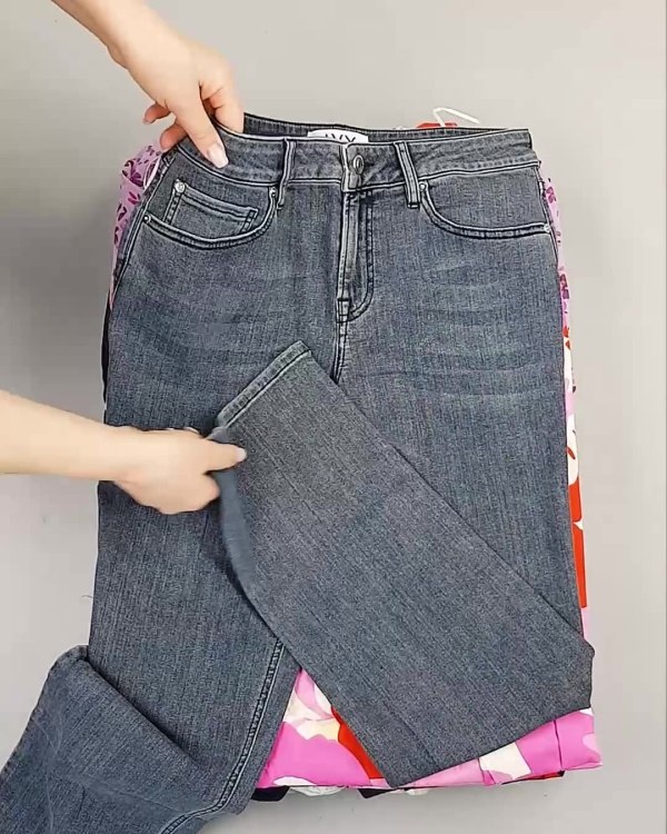 Фотография  749 - BESTSELLER WOMEN Summer mix#15 кг, ЛОТ №6020 оптом в Кирове и Кировской области