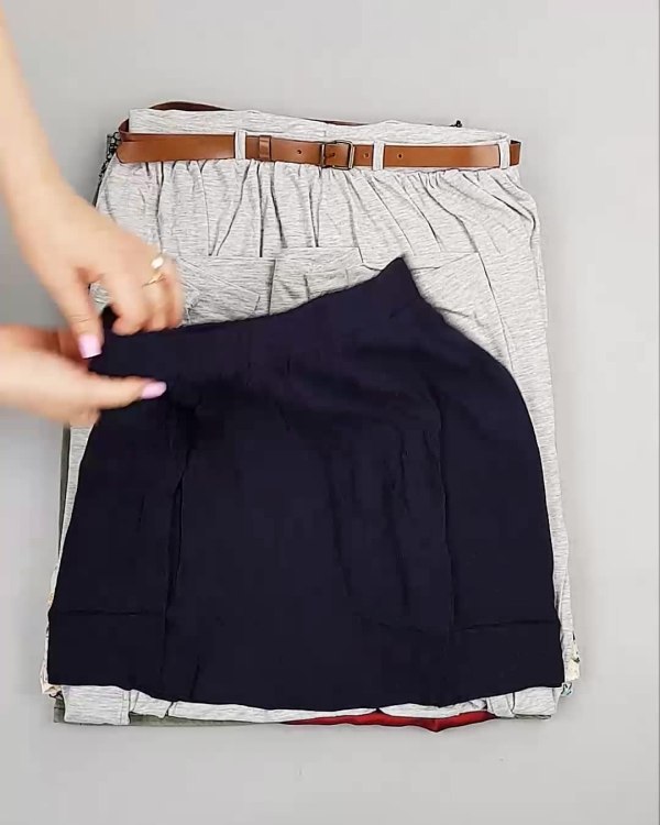 Фотография  612 - Юбки Bestseller 44#5 кг, ЛОТ №6120 оптом в Кирове и Кировской области