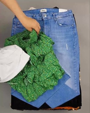 Фотография  178 - DK, Bestseller Summer mix#50 кг, ЛОТ №6186 оптом в Кирове и Кировской области