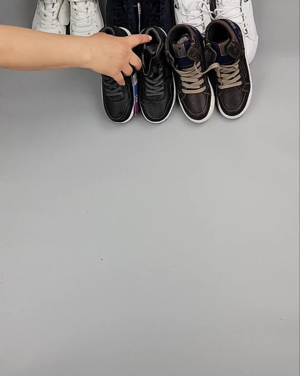 Фотография  913 - Обувь СТОК дети лето#15,4 кг, ЛОТ №6192 оптом в Кирове и Кировской области