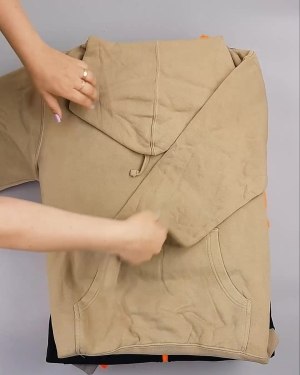 Фотография  127 - Толстовки СТОК CAN 0424#10 кг, ЛОТ №6425 оптом в Кирове и Кировской области