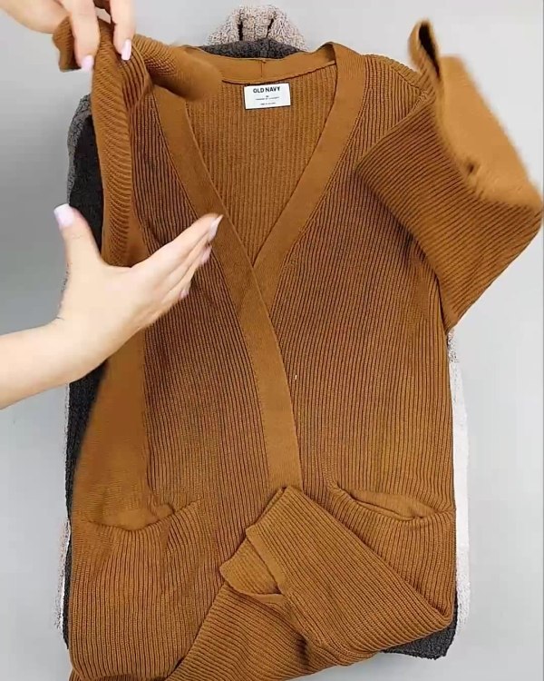 Фотография  867 - Кардиганы СТОК CAN#10 кг, ЛОТ №6474 оптом в Кирове и Кировской области