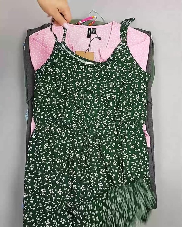 Фотография  876 - Платья Bestseller 44#5 кг, ЛОТ №6538 оптом в Кирове и Кировской области