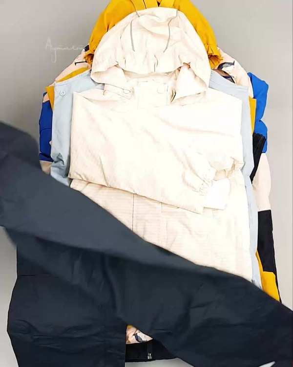 Фотография  958 - Верхняя одежда TCM kids 074#7 кг, ЛОТ №6678 оптом в Кирове и Кировской области