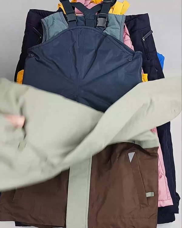 Фотография  741 - Верхняя одежда TCM kids 074#7 кг, ЛОТ №6678 оптом в Кирове и Кировской области