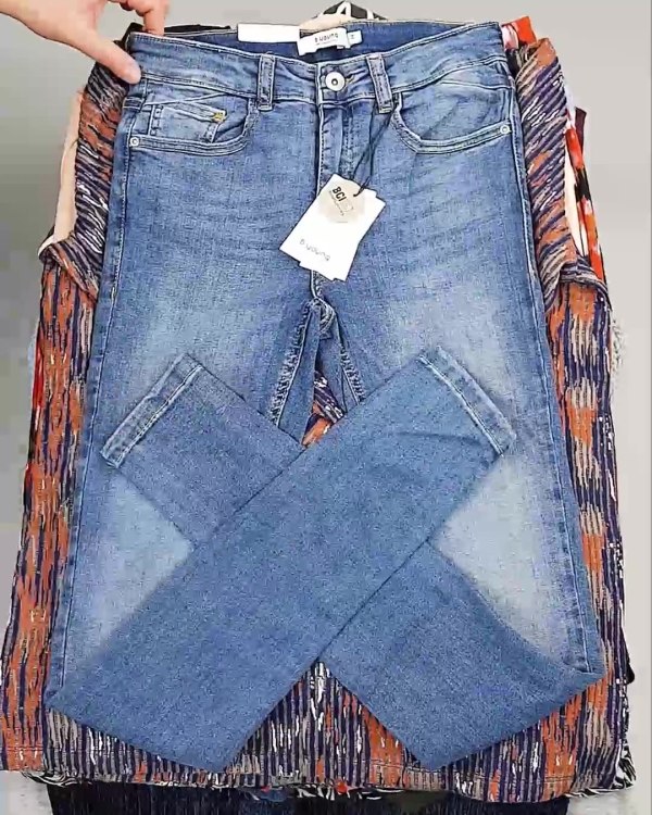 Фотография  898 - ДАНИЯ Winter mix 24#15 кг, ЛОТ №6707 оптом в Кирове и Кировской области