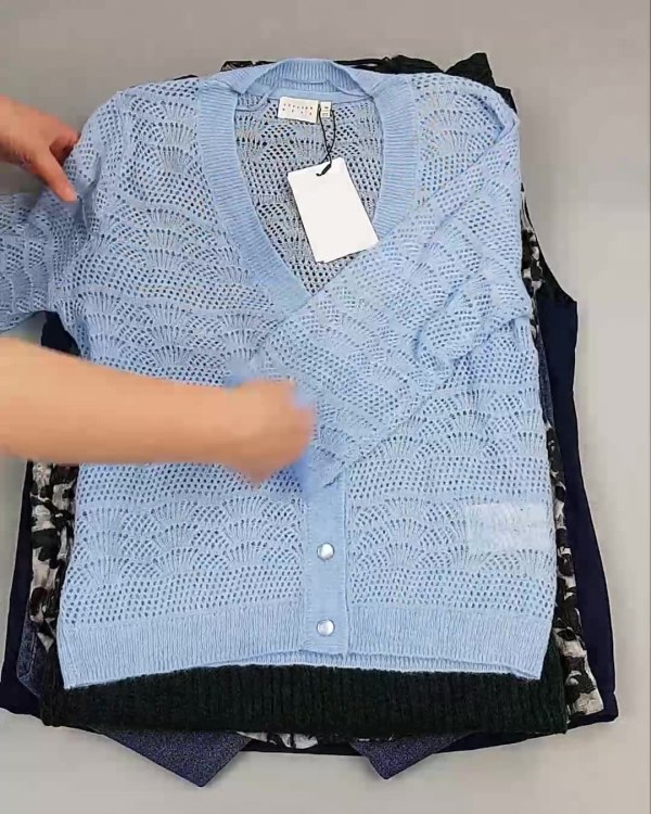 Фотография  230 - ДАНИЯ Winter mix 24#15 кг, ЛОТ №6708 оптом в Кирове и Кировской области