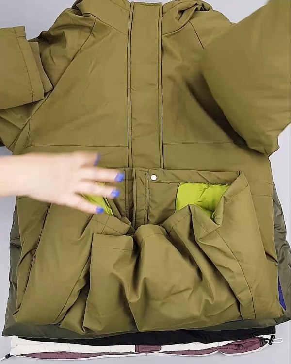 Фотография  714 - Верхняя одежда Дания#10,1 кг ЛОТ №6909 оптом в Кирове и Кировской области