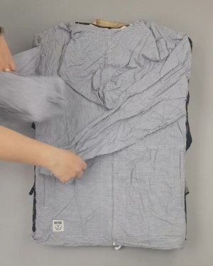 Фотография  710 - А 92602 Ветровки женские (Light Zipper jackets)#25 кг оптом в Кирове и Кировской области