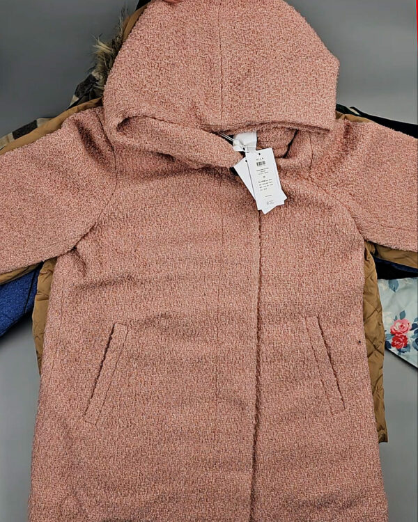 Фотография  145 - Верхняя одежда VILA#10,2 кг, ЛОТ №6826 оптом в Кирове и Кировской области