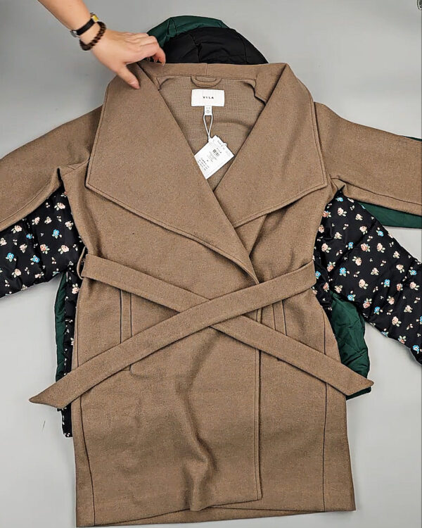 Фотография  335 - Верхняя одежда VILA#10 кг, ЛОТ №6824 оптом в Кирове и Кировской области