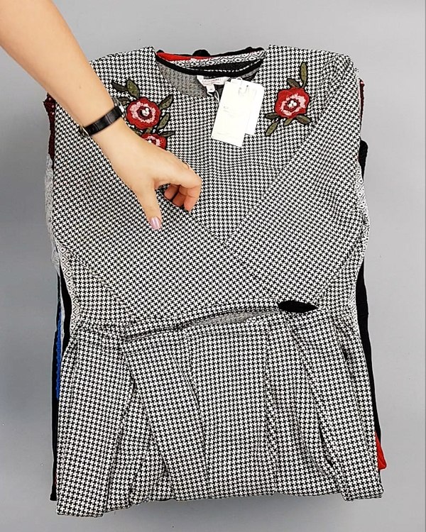 Фотография  212 - Cream Платья Winter#25 кг оптом в Кирове и Кировской области