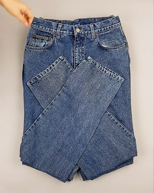 Фотография  776 - Джинсы CALVIN KLEIN муж #8,1 кг, ЛОТ №7022 оптом в Кирове и Кировской области