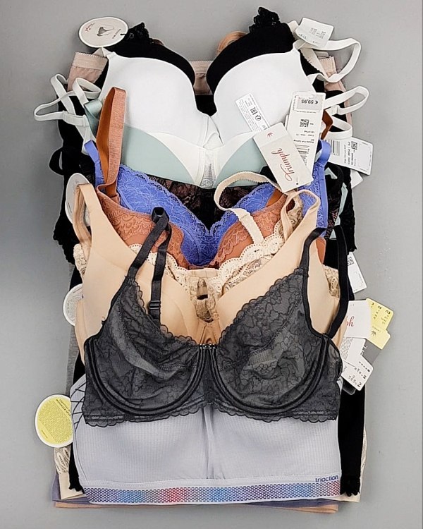 Фотография  435 - Нижнее белье TRIUMPH 104#33 шт, ЛОТ №7136 оптом в Кирове и Кировской области