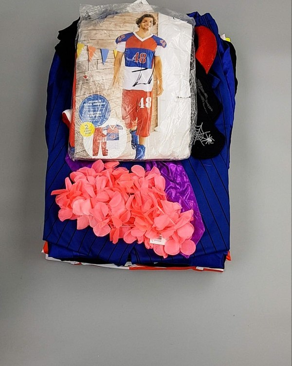 Фотография  812 - Карнавал mix#5 кг, ЛОТ №7092 оптом в Кирове и Кировской области