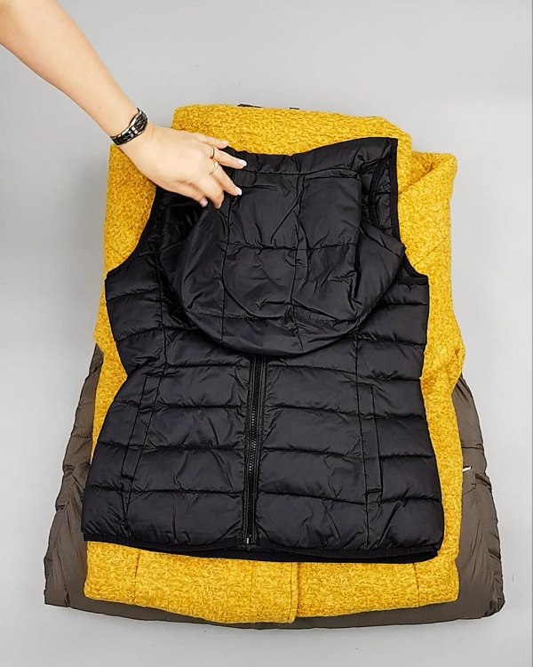 Фотография  980 - Верхняя одежда ONLY 104#10 кг, ЛОТ №7194 оптом в Кирове и Кировской области