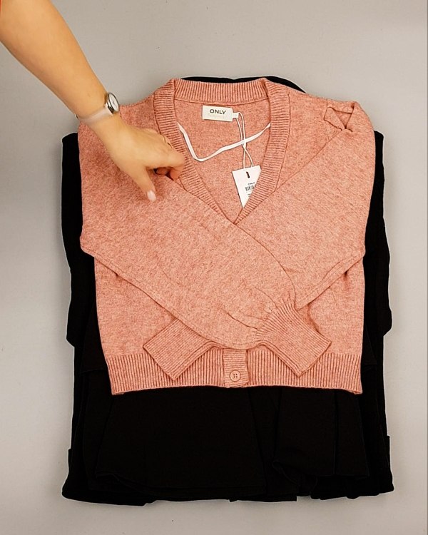 Фотография  423 - ONLY Winter mix 104#15 кг, ЛОТ №7182 оптом в Кирове и Кировской области