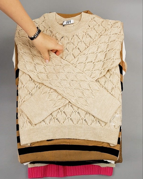 Фотография  663 - Джемпера Bestseller 104#7 кг, ЛОТ №7227 оптом в Кирове и Кировской области