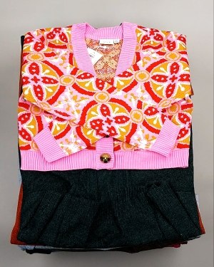 Купить Кардиганы VILA W 104#7 кг, ЛОТ №7384 оптом в Кирове и Кировской области