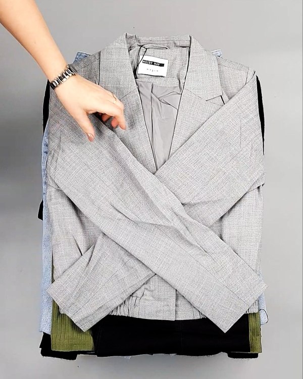 Фотография  646 - Bestseller Winter mix 104#15 кг, ЛОТ №7347 оптом в Кирове и Кировской области