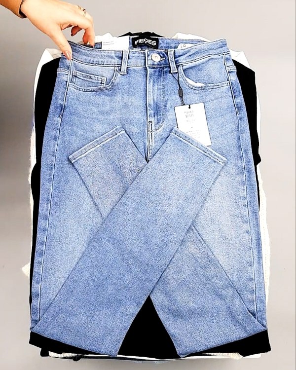 Фотография  914 - PIECES Winter mix 104#15 кг, ЛОТ №7378 оптом в Кирове и Кировской области