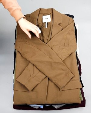 Фотография  957 - Bestseller Winter В mix 114#15 кг, ЛОТ №7375 оптом в Кирове и Кировской области