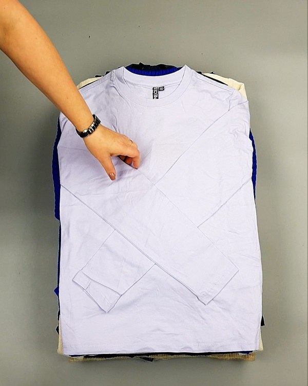 Фотография  990 - Bestseller Winter mix 104#15 кг, ЛОТ №7347 оптом в Кирове и Кировской области