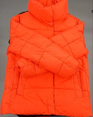 Купить Верхняя одежда AMAZON жен 015#10 кг, ЛОТ №7712 оптом в Кирове и Кировской области