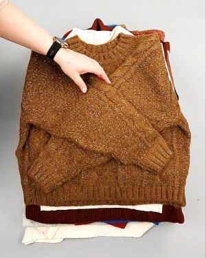 Фотография  342 - Джемпера СТОК CAN 084#7 кг, ЛОТ №7651 оптом в Кирове и Кировской области