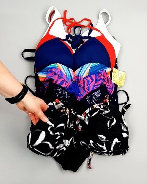 Фотография  753 - Купальники СТОК CAN 124#5 кг, ЛОТ №7690 оптом в Кирове и Кировской области