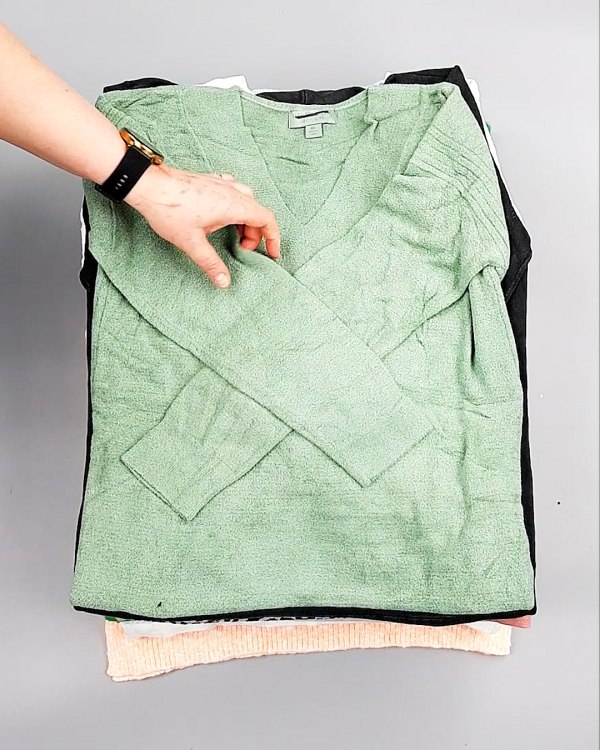 Фотография  436 - Джемпера легкие СТОК CAN 084#7 кг, ЛОТ №7635 оптом в Кирове и Кировской области