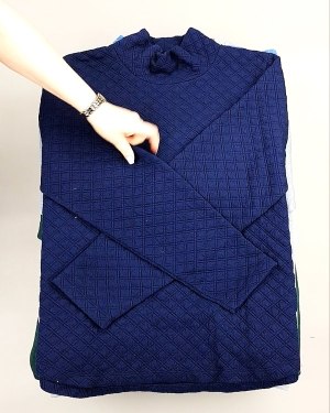 Фотография  403 - SWEATSHIRT CAN 084#10 кг, ЛОТ №7617 оптом в Кирове и Кировской области