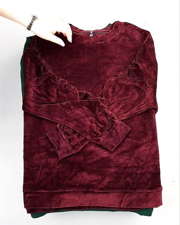 Фотография  177 - SWEATSHIRT CAN 084#10 кг, ЛОТ №7618 оптом в Кирове и Кировской области