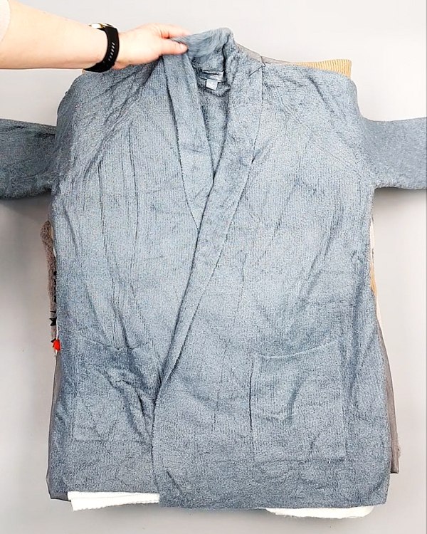 Фотография  971 - Кардиганы СТОК CAN 084#7 кг, ЛОТ №7673 оптом в Кирове и Кировской области