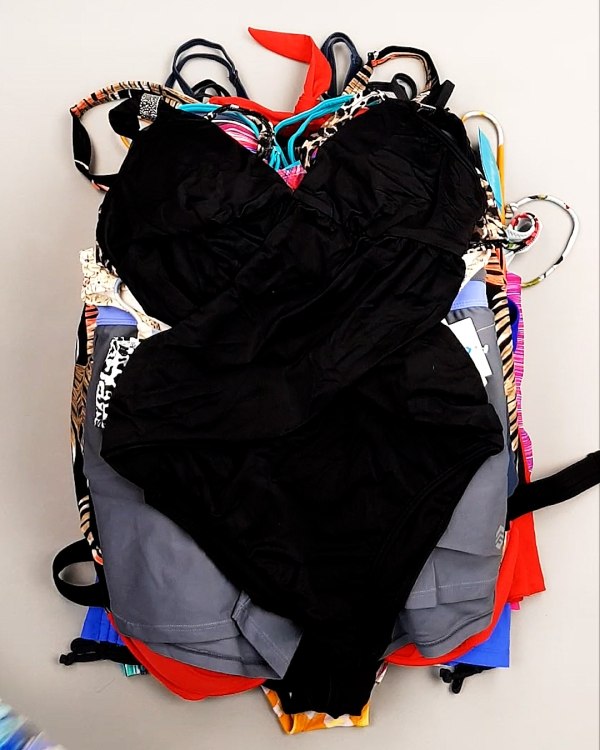 Фотография  911 - Купальники СТОК CAN 124#5 кг оптом в Кирове и Кировской области