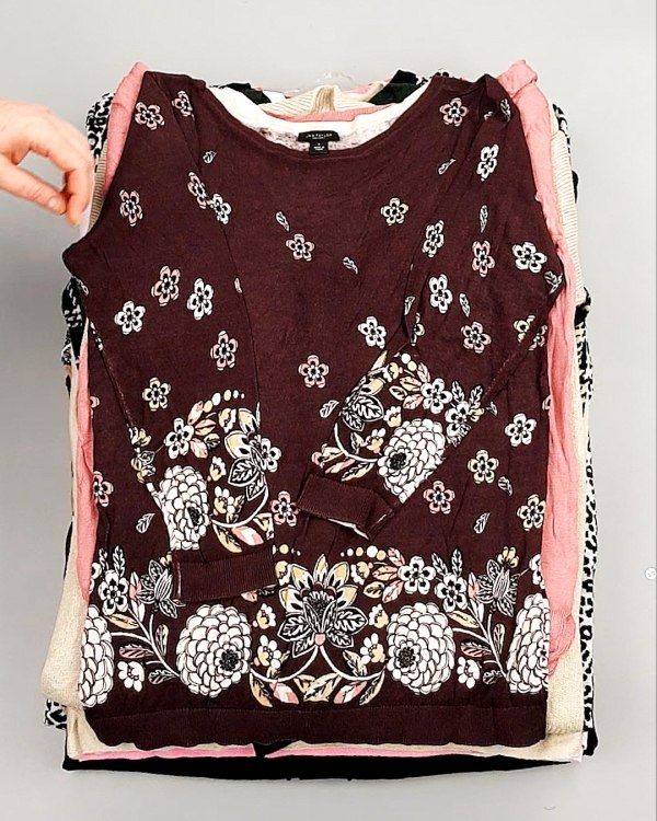 Фотография  161 - Джемпера легкие СТОК CAN 084#7 кг, ЛОТ №7632 оптом в Кирове и Кировской области