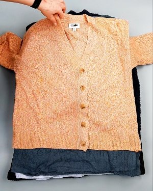 Фотография  771 - Джемпера СТОК CAN 084#7 кг, ЛОТ №7648 оптом в Кирове и Кировской области