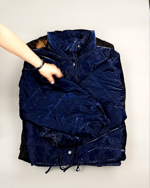 Фотография  508 - Верхняя одежда AMAZON жен 015#10 кг, ЛОТ №7714 оптом в Кирове и Кировской области