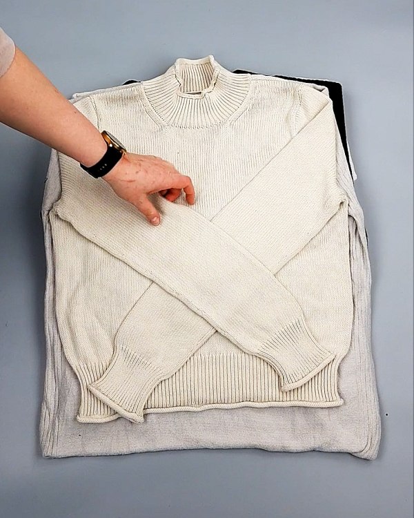 Фотография  629 - Джемпера СТОК CAN 084#7 кг, ЛОТ №7649 оптом в Кирове и Кировской области